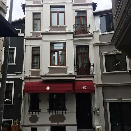 Arx Apart-hotel