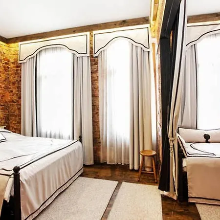 Apart-hotel Arx 3*