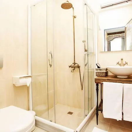 Apart-hotel Arx 3*